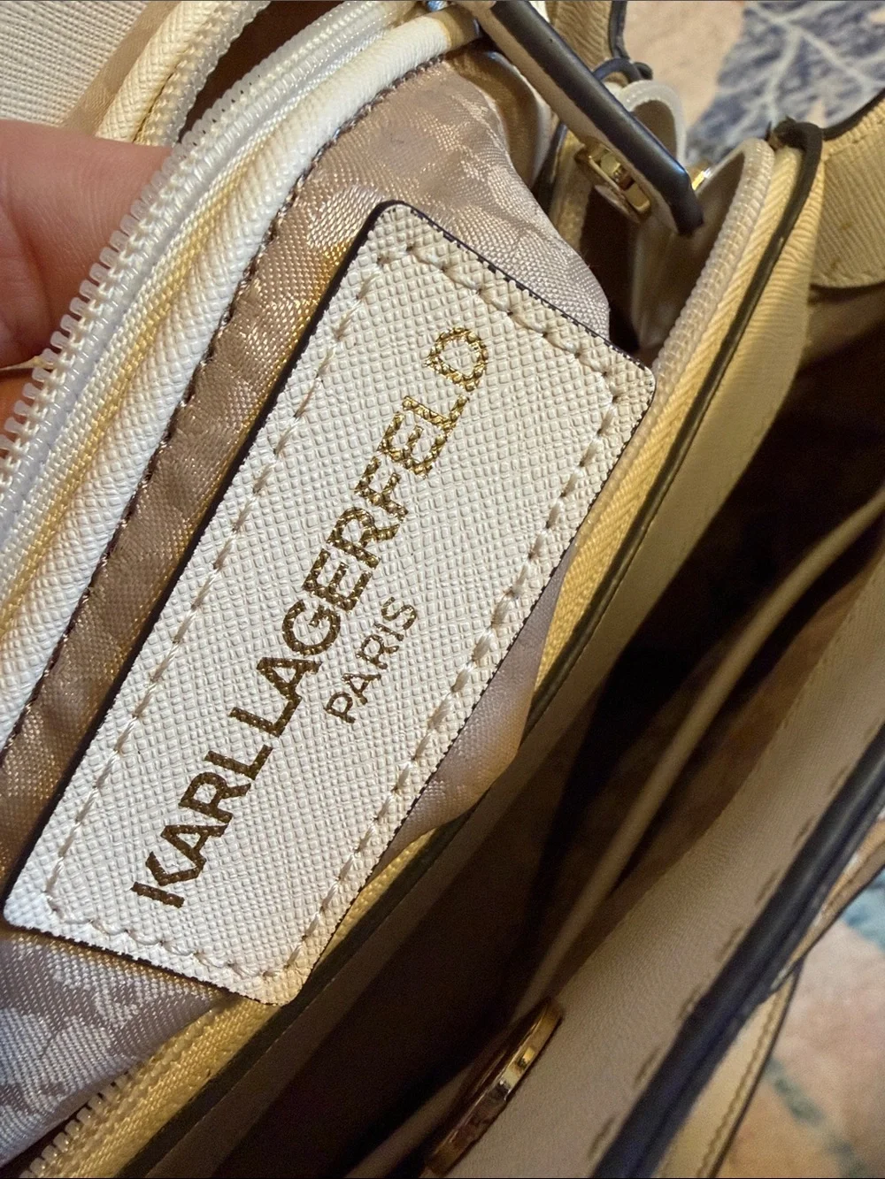 Karl Lagerfeld structured cream